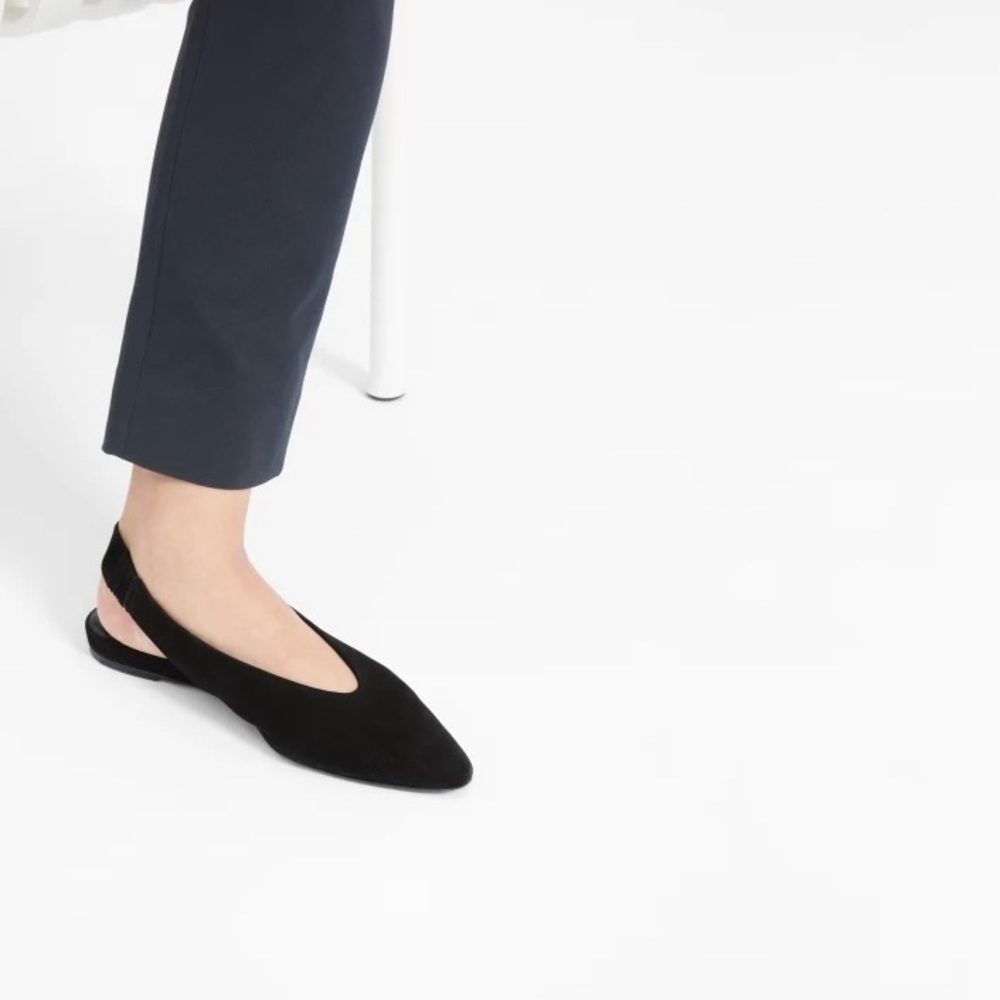 Everlane black V slingback flats